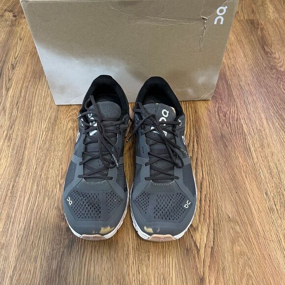 On CLOUDFLOW black running athletic training lace up shoes sneakers women’s 8 - Picture 8 of 9